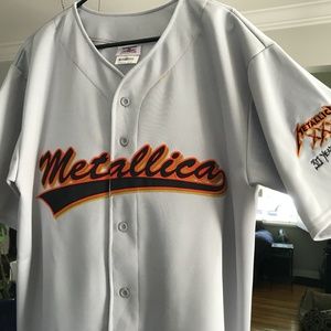METALLICA "30 YEARS STRONG" BASEBALL JERSEY!